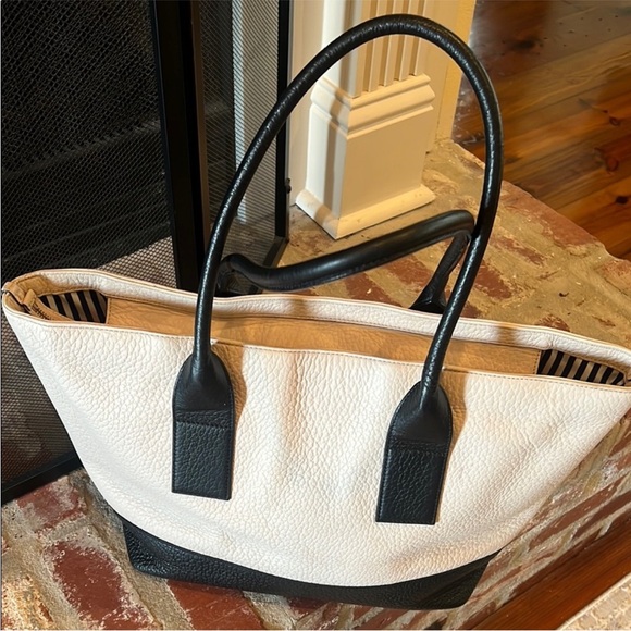 Kate Spade Southport Avenue Harmony  cream /  Black pebbled leather Tote Bag - Picture 4 of 12